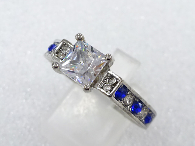 Japanese Kimono / Antique Accessories Metal